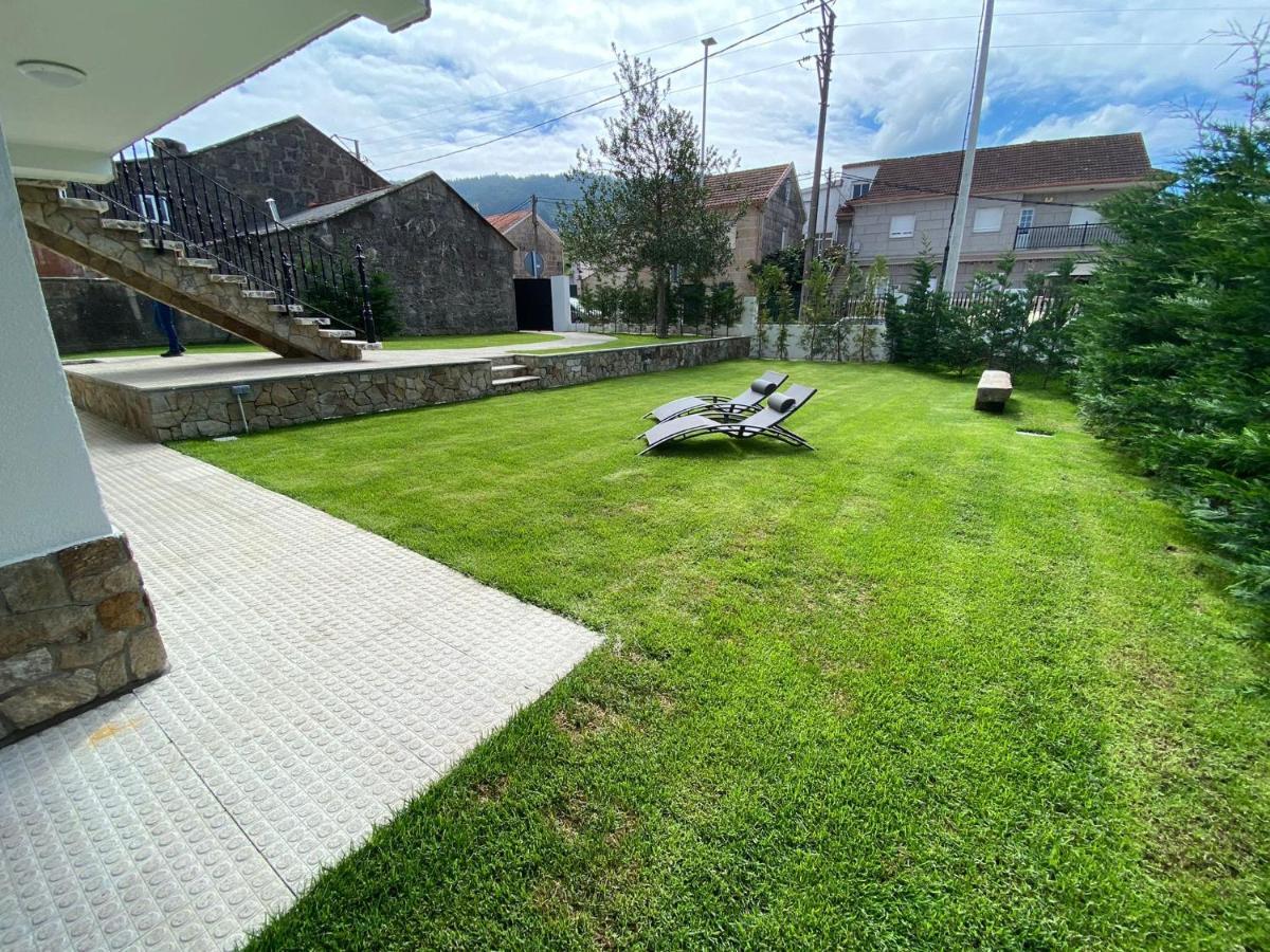 Apartamentos Turisticos Costa Celeiro: Portomaior, Agrelo, Covelo Lapaman Буеу Екстериор снимка