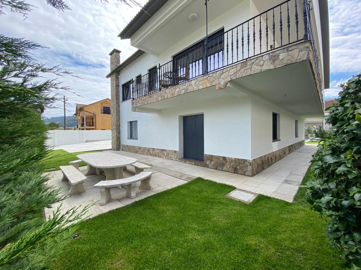 Apartamentos Turisticos Costa Celeiro: Portomaior, Agrelo, Covelo Lapaman Буеу Екстериор снимка